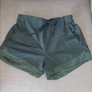 Lulu lemon🍋 shorts